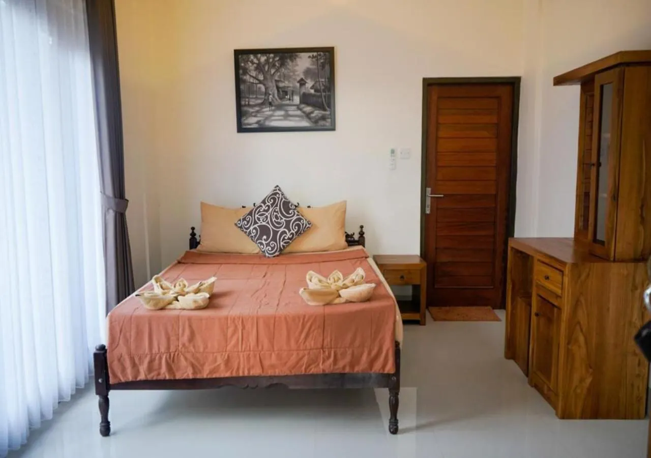 Adipana Bungalow-Balinese Room Ubud Couette-café