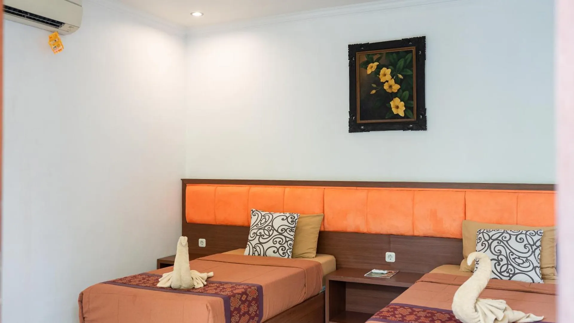 Adipana Bungalow-Balinese Room Ubud 0*,