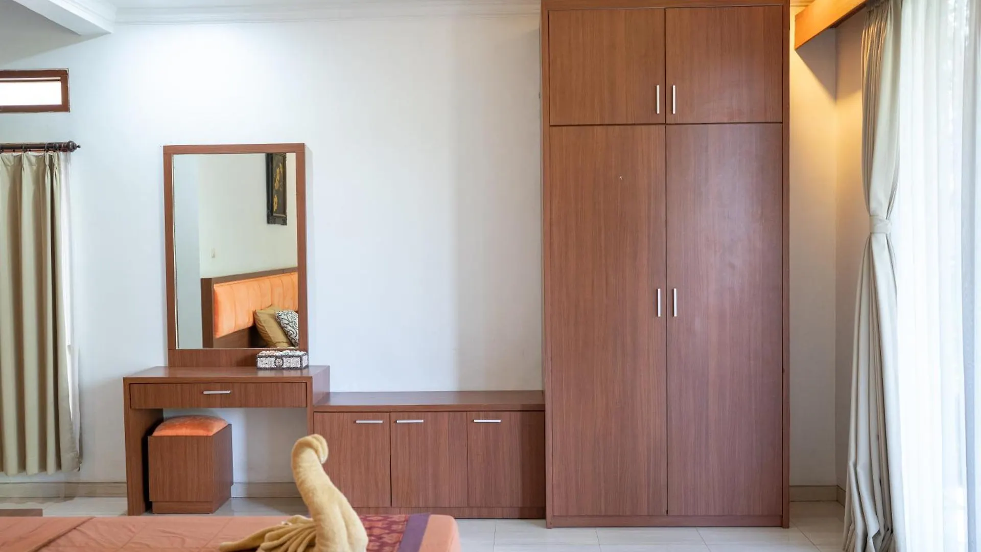 Adipana Bungalow-Balinese Room Ubud 0*,