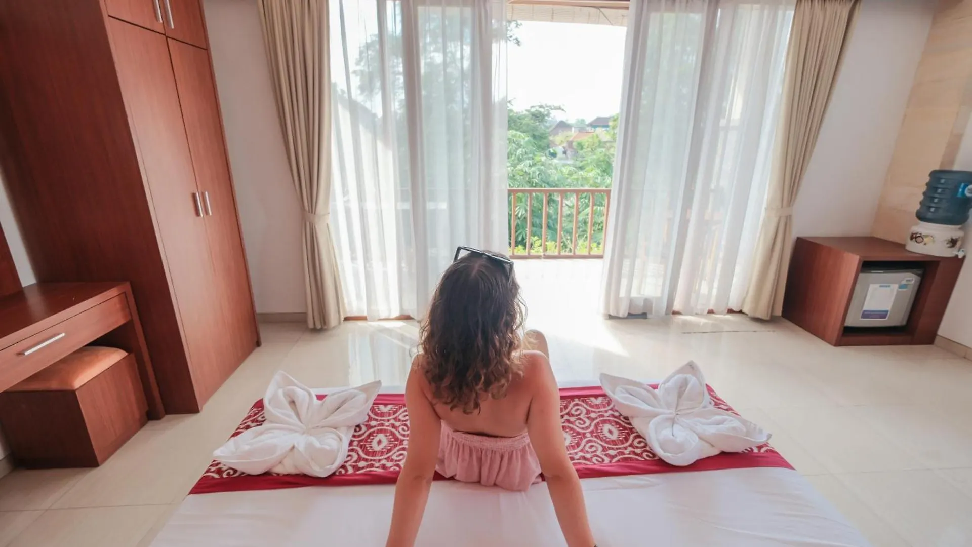 Adipana Bungalow-Balinese Room Ubud Couette-café