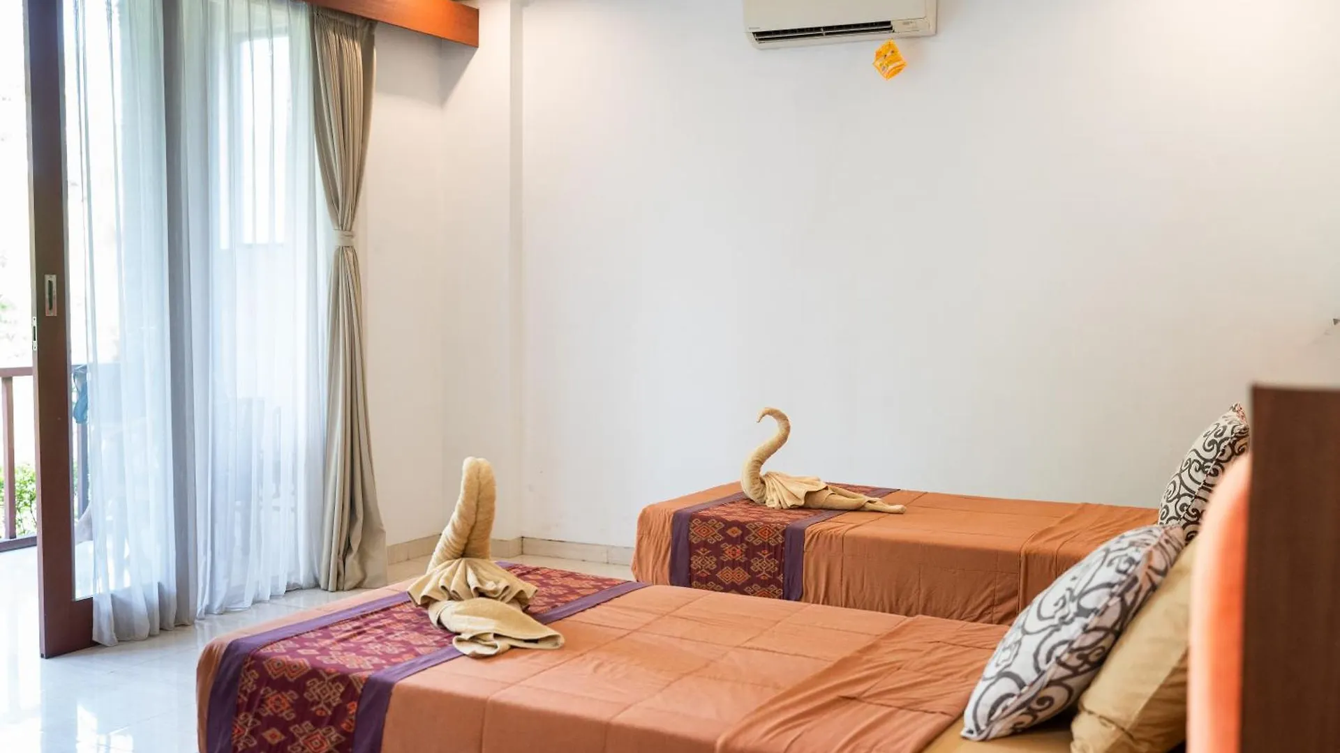 住宿加早餐酒店 Adipana Bungalow-Balinese Room 乌布